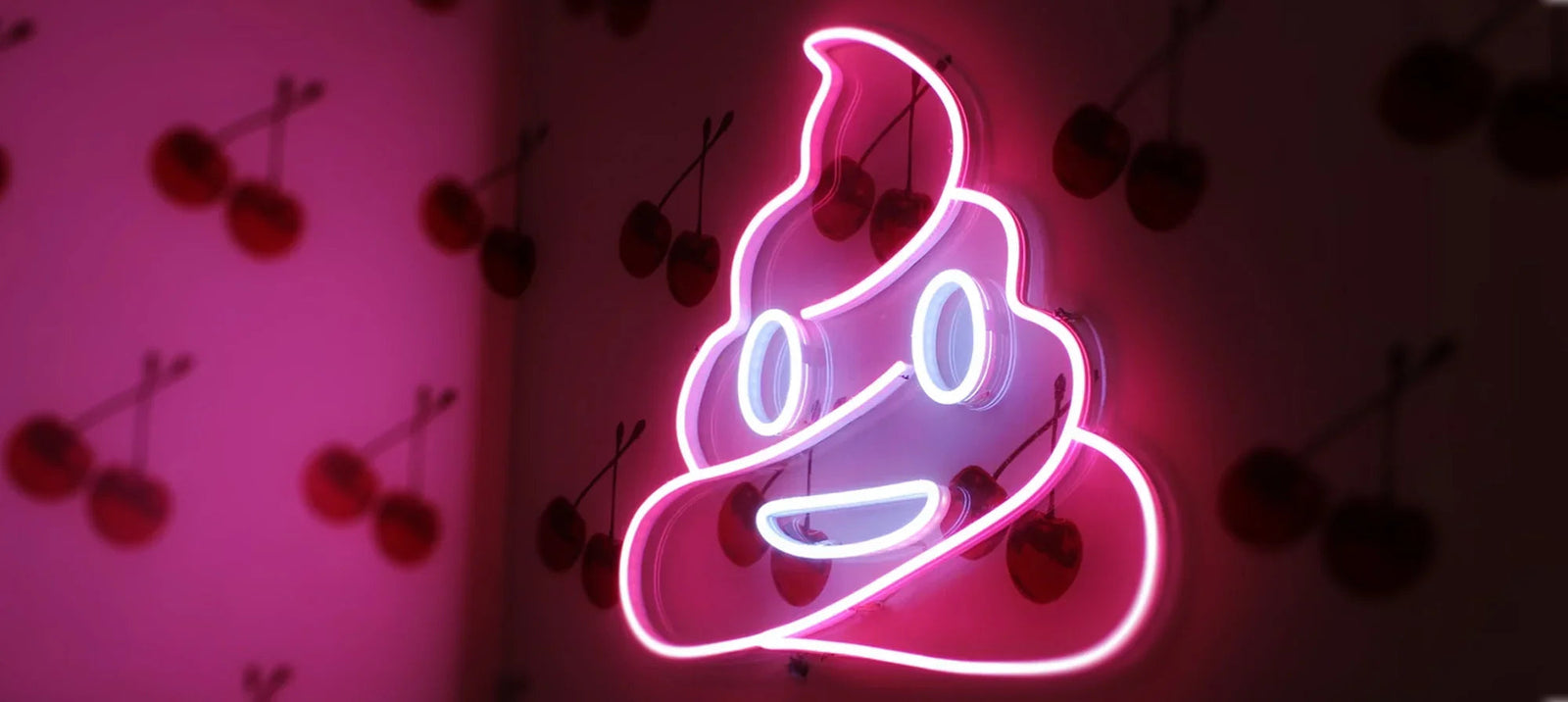 Can you pee and poop with a menstrual cup in?